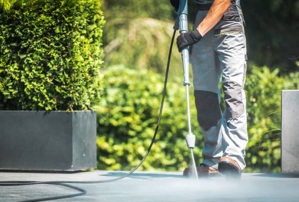 Professional Pressure washing in Mayville, WI